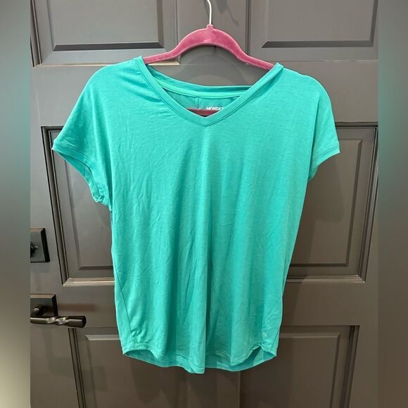 NWT Mondetta ultra soft vneck - Picture 2 of 5